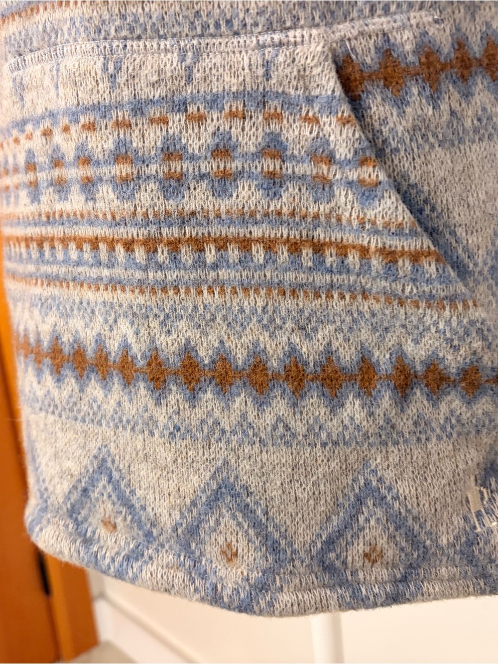 Smartwool Cowl Neck Fair Isle Sweater in Beige and Blue, wool blend, medium - Picture 2 of 5